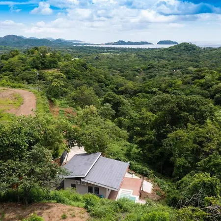 Ocean View Casita Cozy & Charm Villa